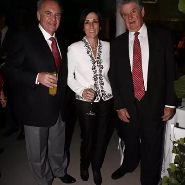 Rafael Posada,Ángeles Posada,Miguel de Angoitia