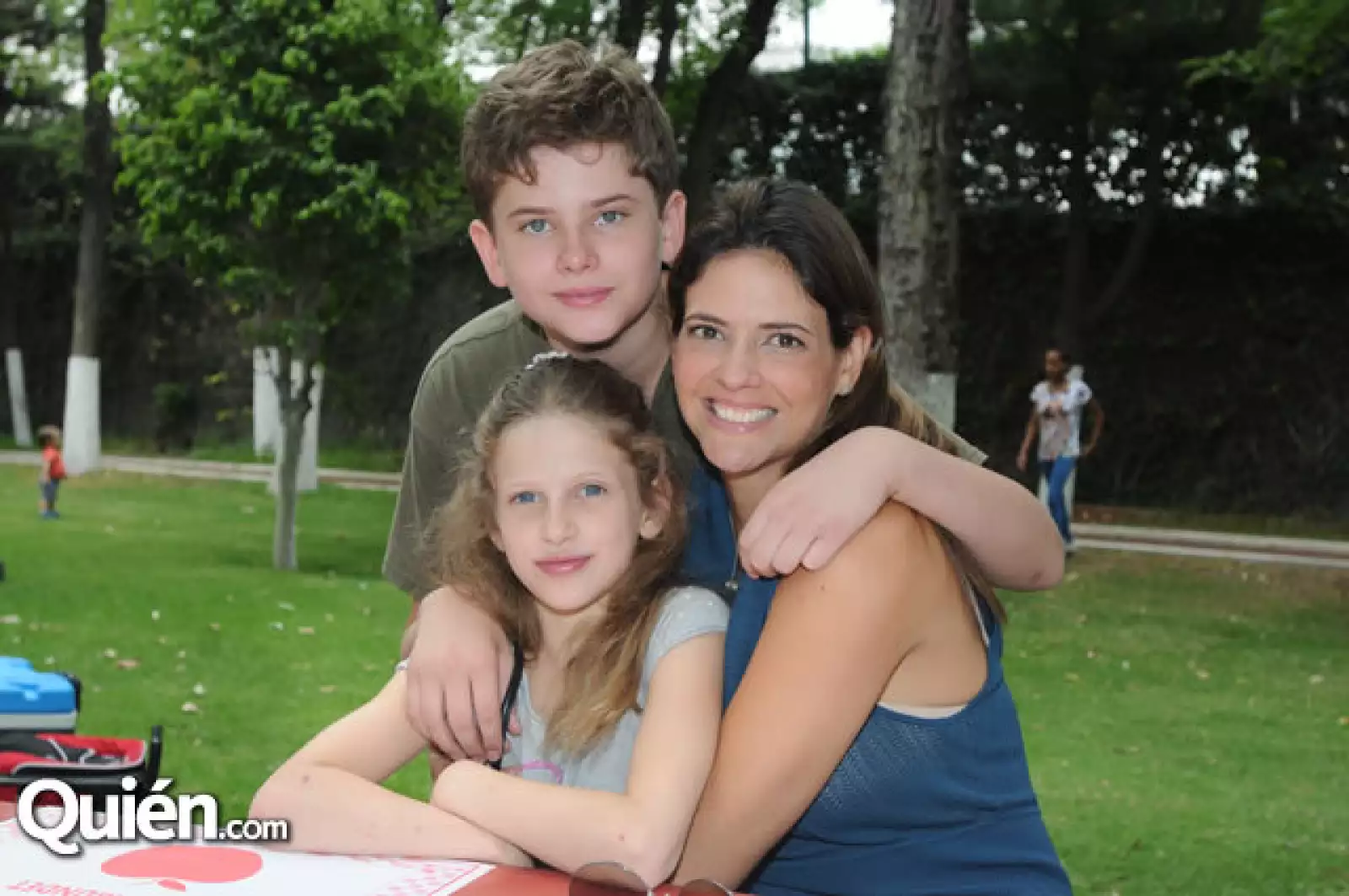 Alexi,Elisa Apfel, Elena Rosenfeldt