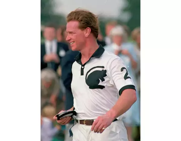 Diana admitió en 1995 que tuvo un affaire con el Capitán James Hewitt.