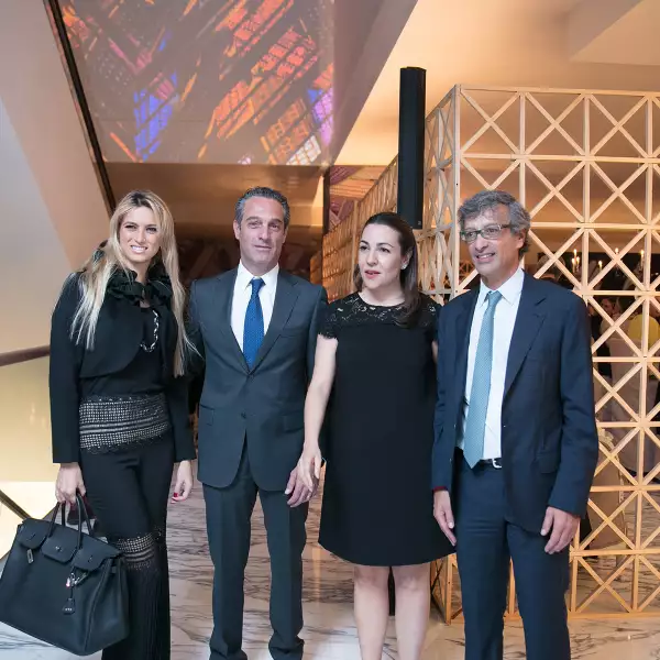 Lanzamiento de las argollas matrimoniales de Pineda Covalín