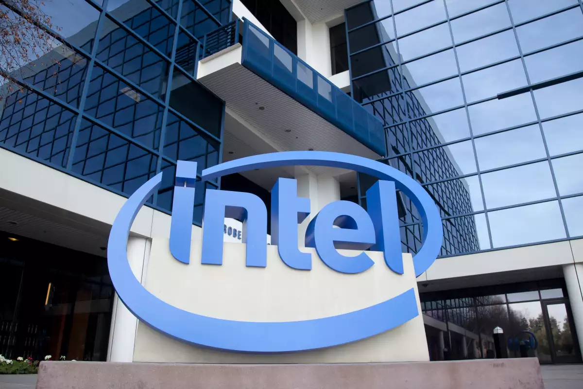 logo de intel en sus oficinas