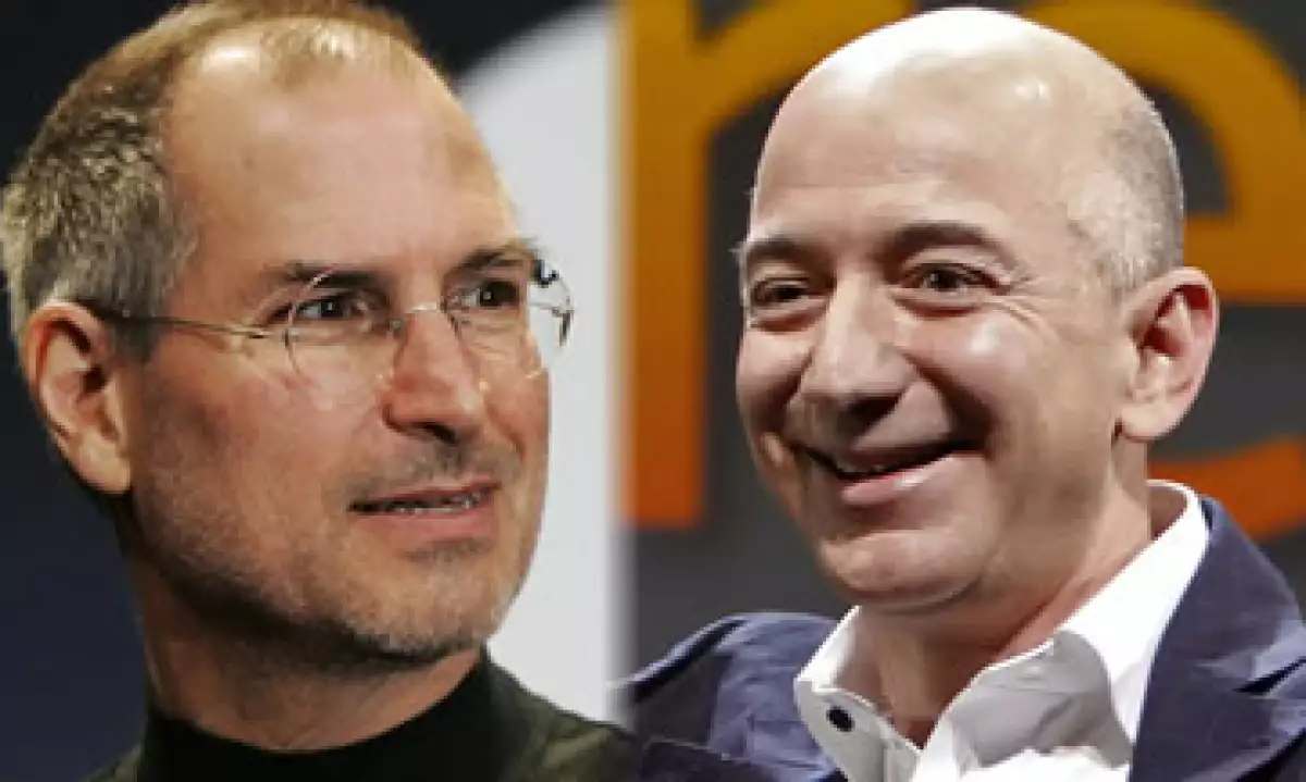 Steve Jobs, de Apple, y Jeff Bezos, de Amazon, dos emprendedores que lograron triunfar también como empresarios. (Foto: Especial)