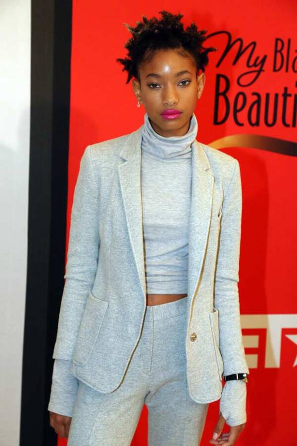 Asimismo esta campaña representa la primera vez de Willow en el mundo de la moda.