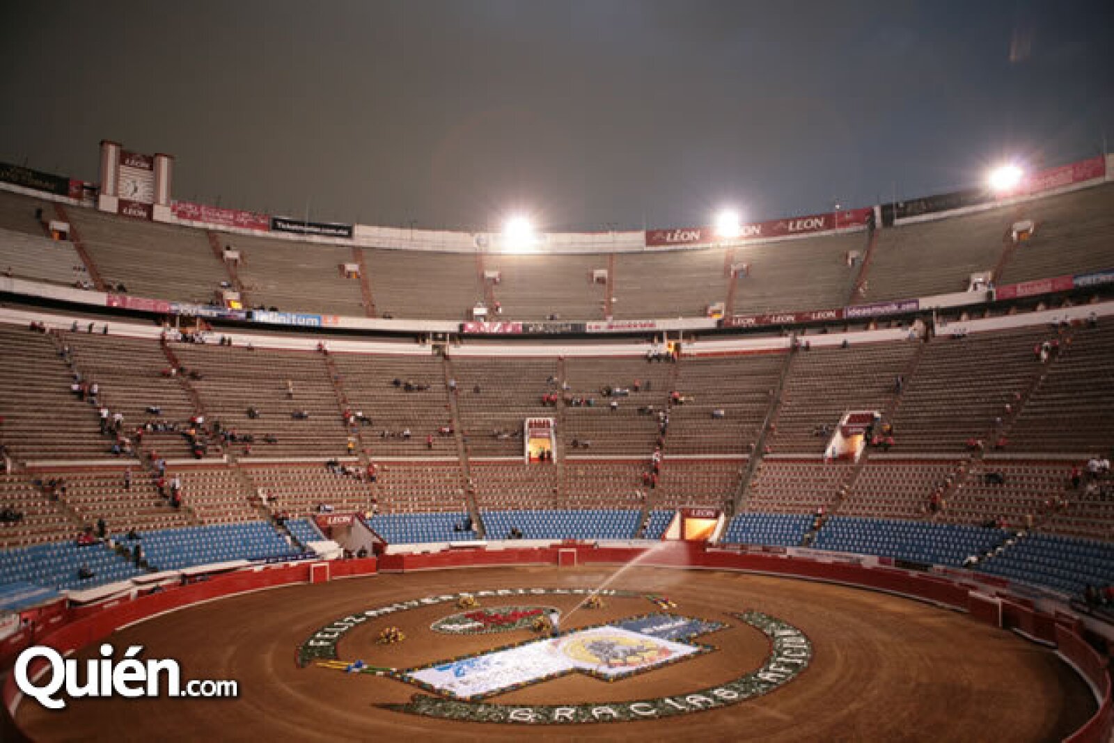 Celebran el 67 aniversario de la Plaza de Toros México Celebran el 67 aniversario de la Plaza de Toros México