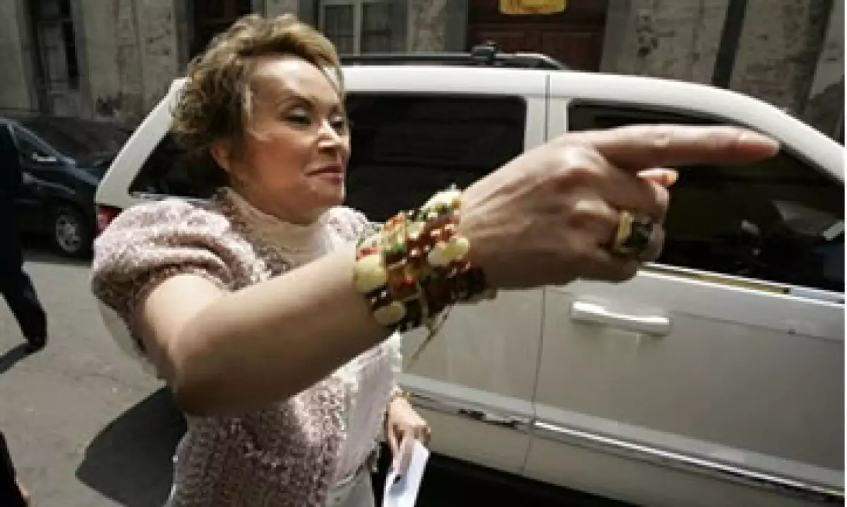 El Sindicato de maestros, que encabeza Elba Esther Gordillo, acota la calidad de la educación en México. (Foto: AP)