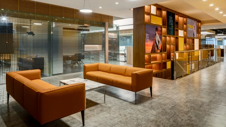 Oficinas Palacio de Hierro, a detalle