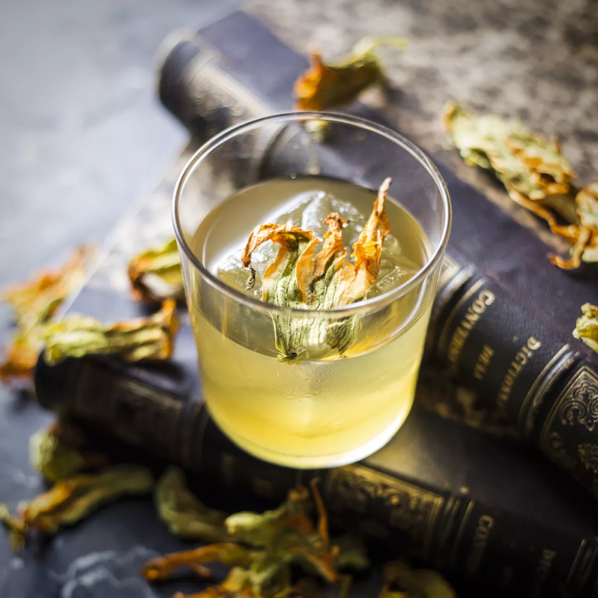 Coctel en bar Brujas