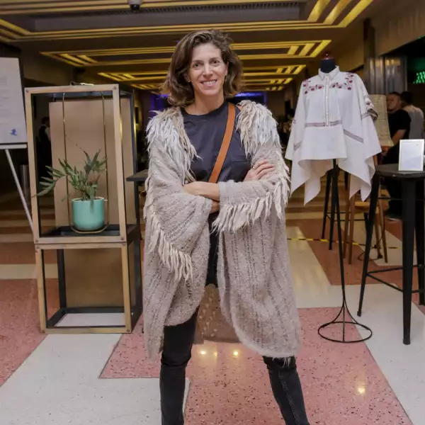 Regina Barrios 2.jpg