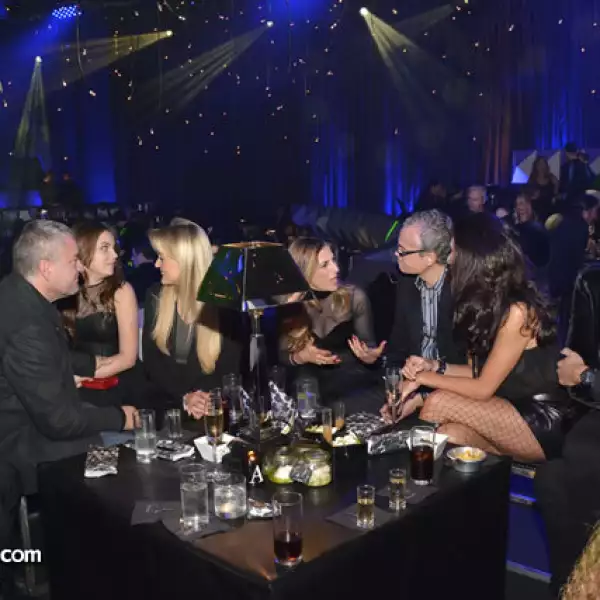 En la mesa con Jose Alberto y Sofía Castro,Angelique Boyer,Nathalie y Jaime Asquenazi,Roberta Lopez Negrete y Pedro Torres