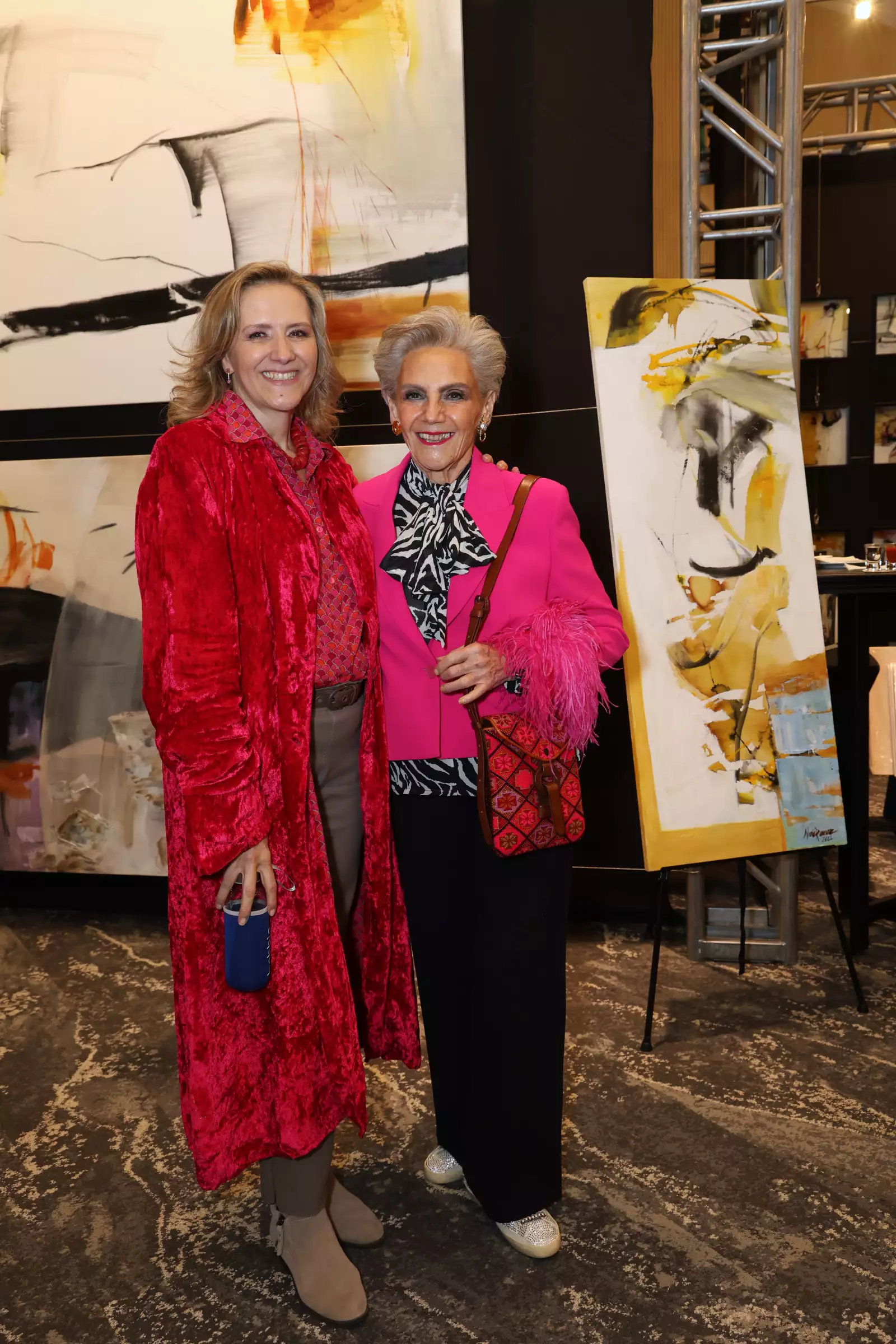 Nieves Guerra y Monchita Cosio