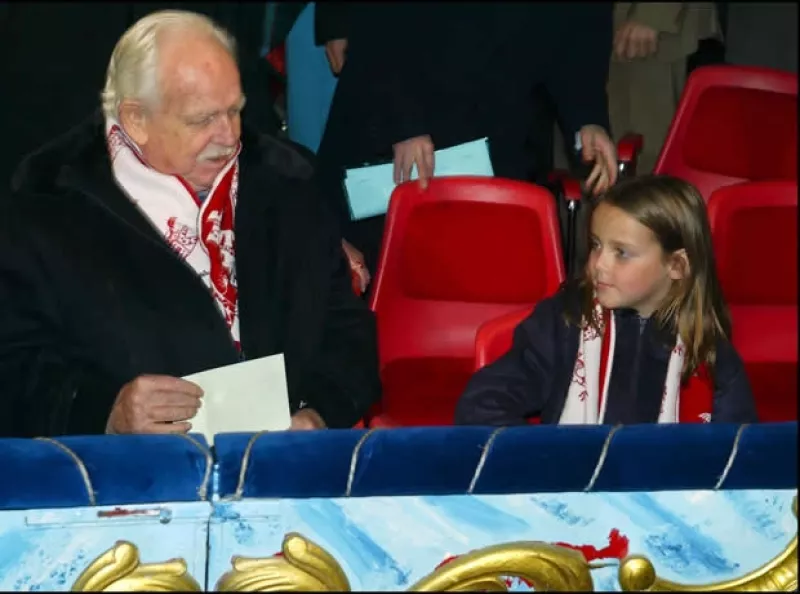 Ya hay una soltera menos en la realeza: Pauline Ducruet, hija mayor de la princesa Estefanía, estrena noviazgo. Descubre quién es el afortunado.