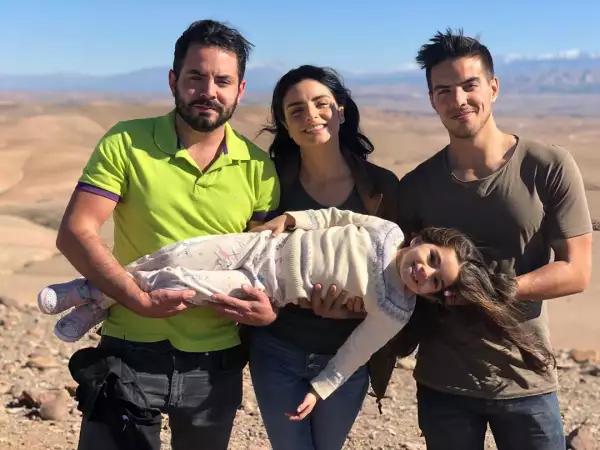 José Eduardo, Aislinn, Vadhir y Aitana Derbez.