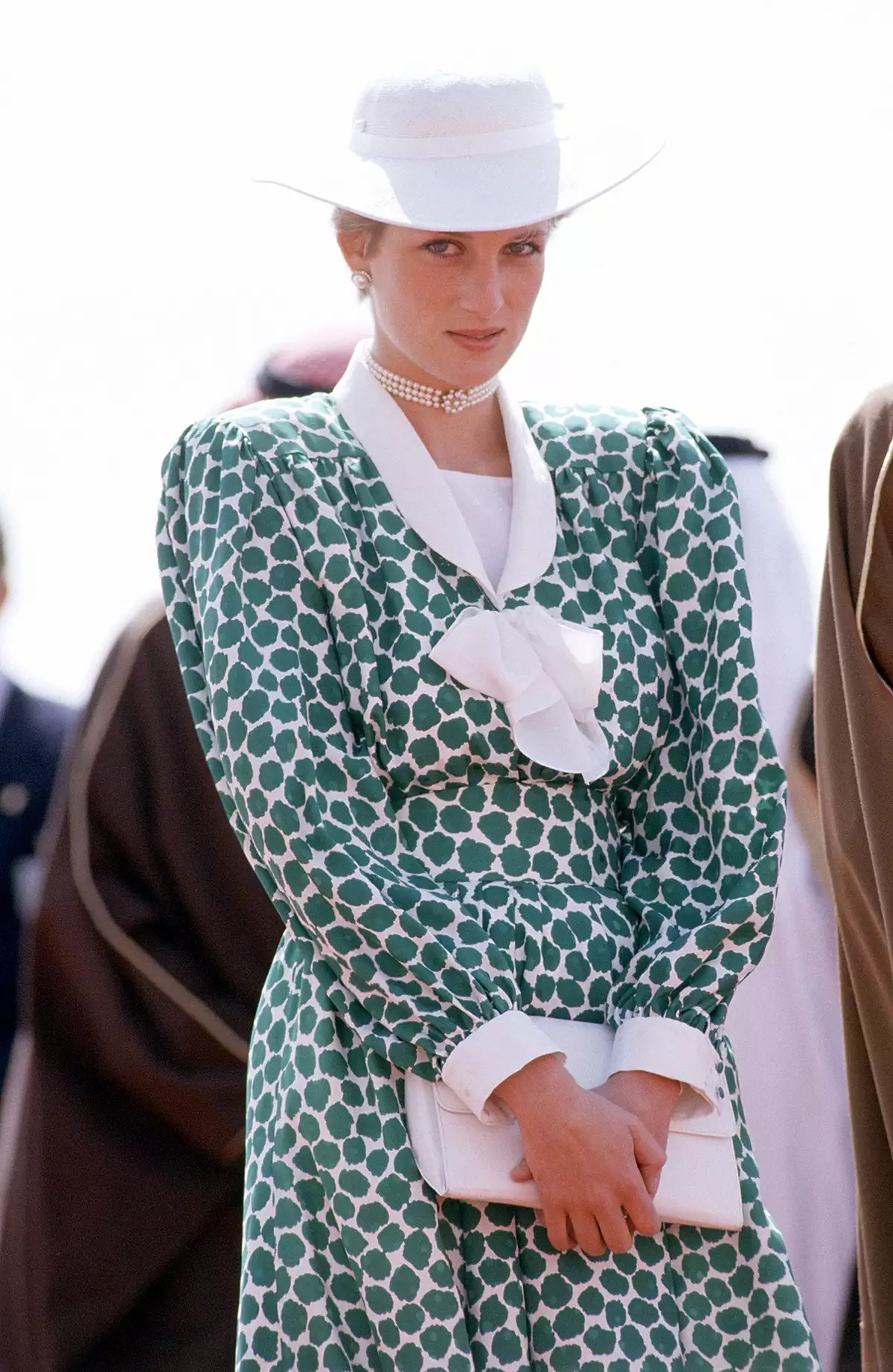 British royals on a royal tour of the Gulf States, in Saudi Arabia - Nov 1986