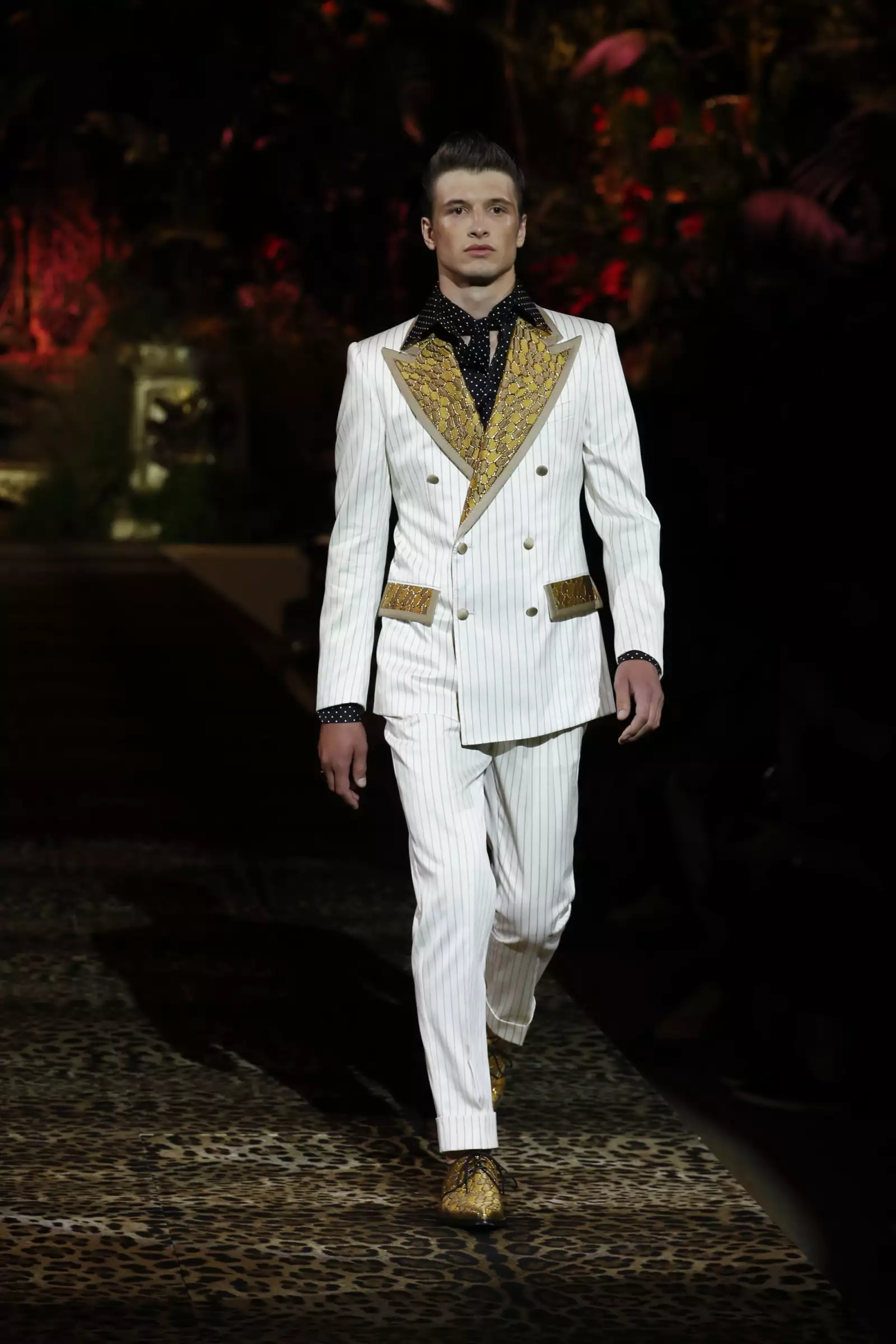 Dolce&Gabbana Men's Fashion Show Spring-Summer 2020 (37).jpg