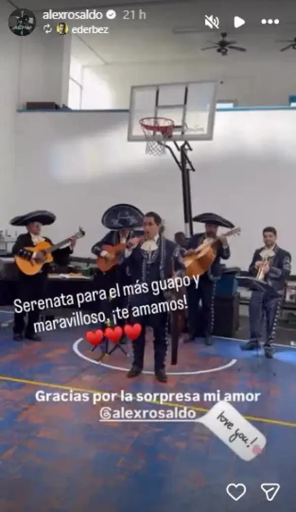 serenata-derbez.jpg