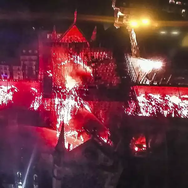 Incendio Notre Dame-Aérea