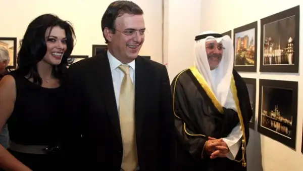 El Jefe de Gobierno y su esposa acudieron ayer al inicio de la Semana Cultural de Kuwait en México.