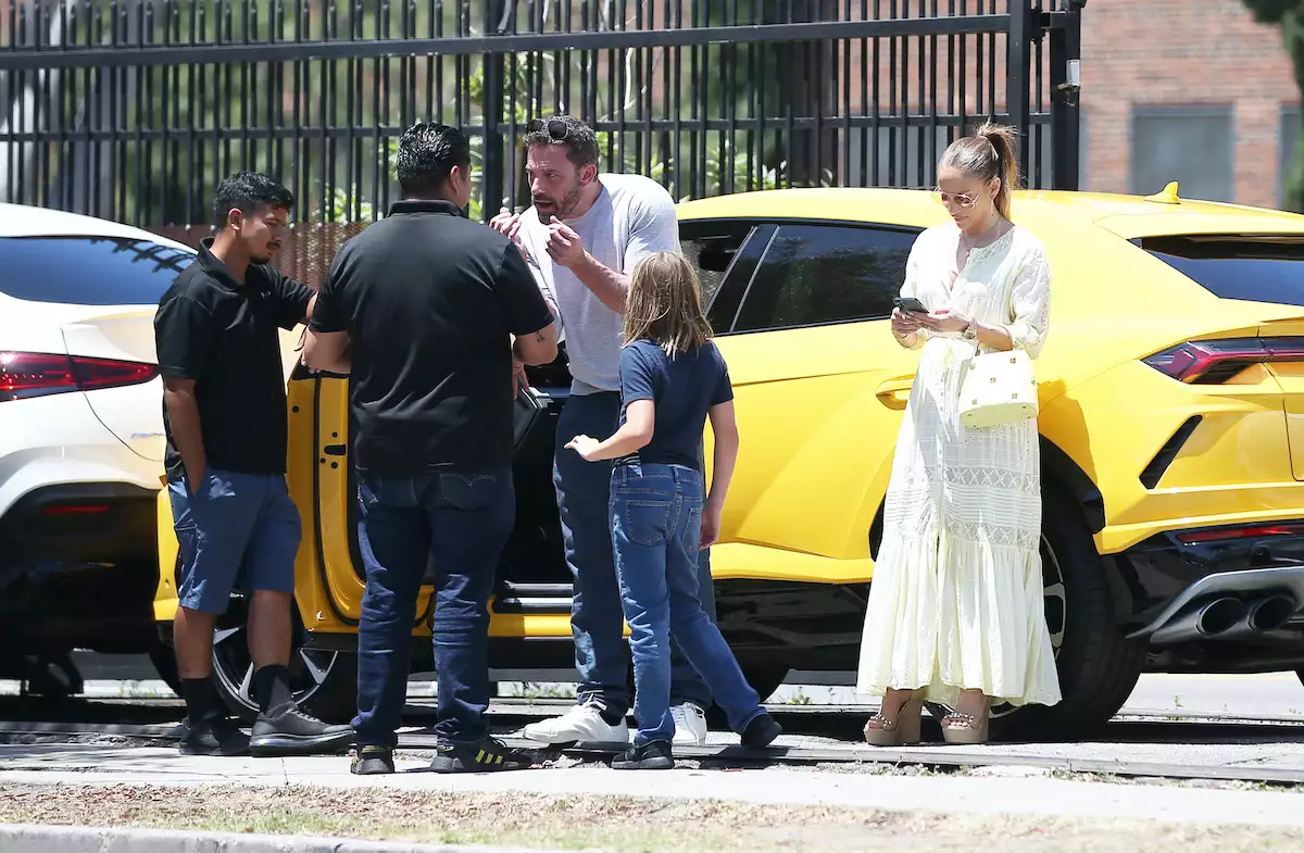 PREMIUM EXC Ben Affleck, Jennifer Lopez, Samuel Affleck