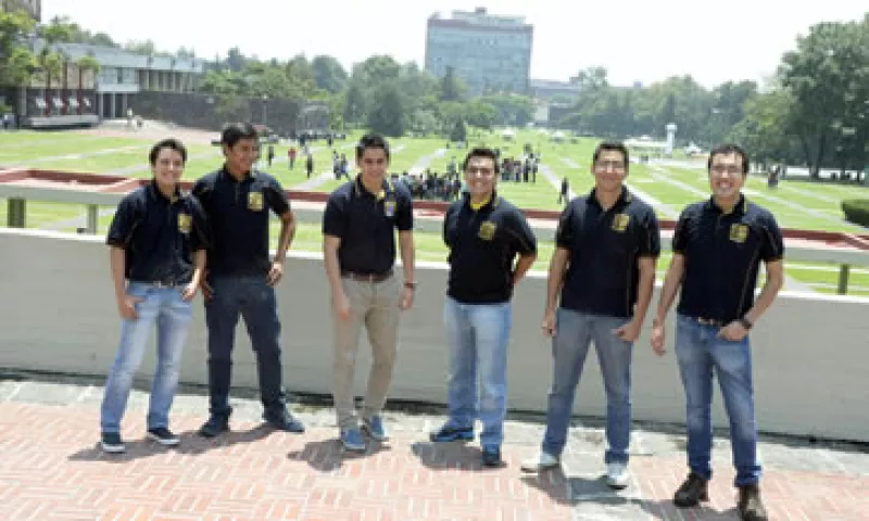 Estudiantes UNAM PetroBowl 2015