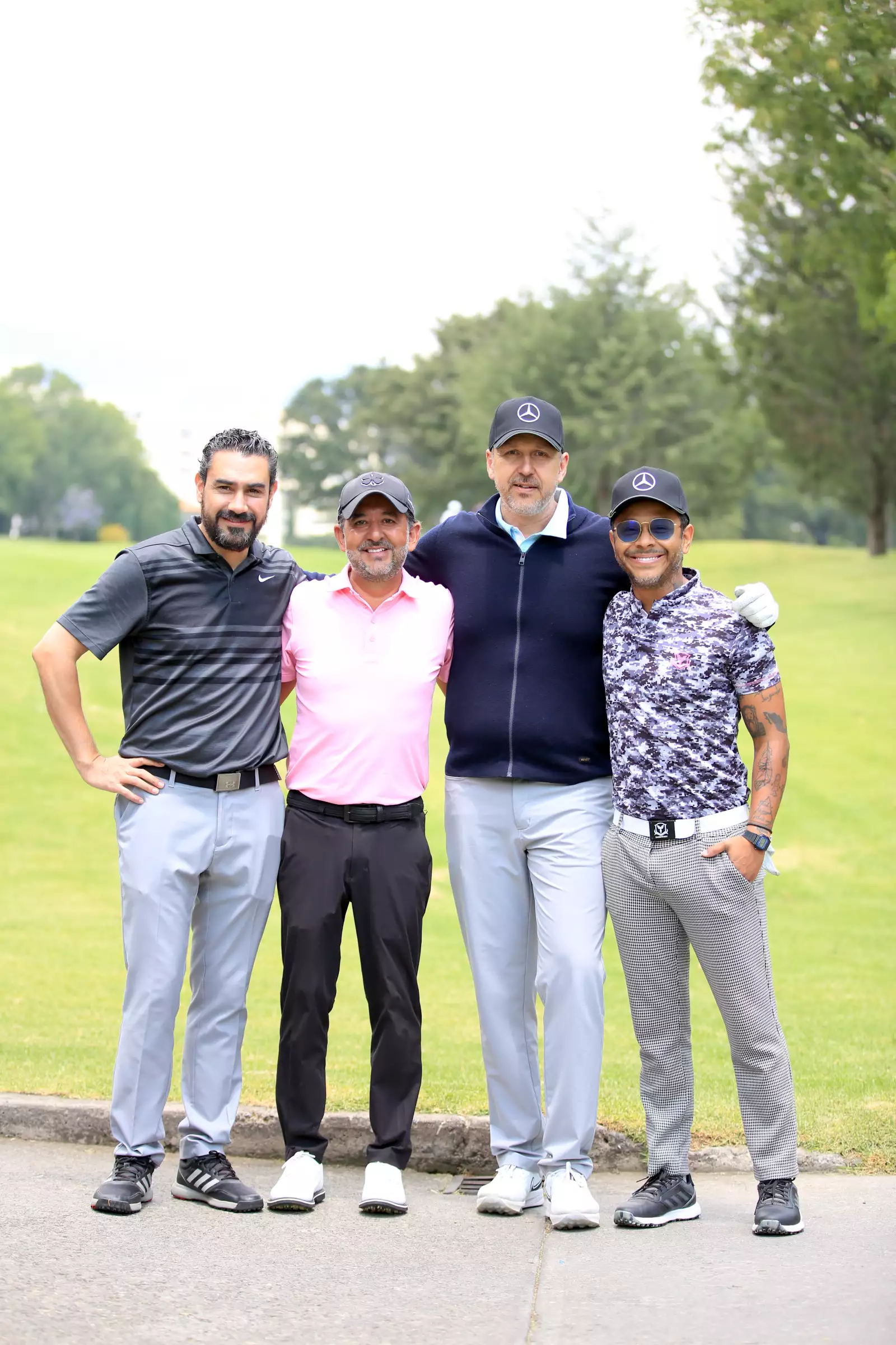 Luis Eguiarte, José Antonio Caballero,  Derrik Halvorsen y Kali