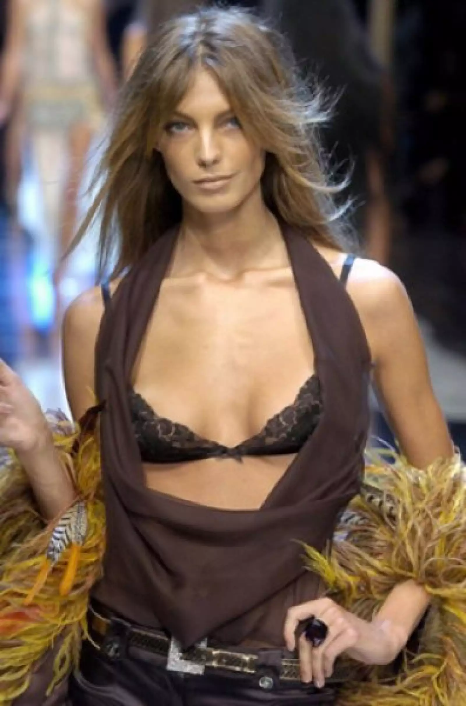 Daria Werbowy acapara el noveno puesto con 3.8 millones. Es una modelo canadiense de grandes diseñadores de moda como Prada, Givenchy, Versace, Yves Saint Laurent, Marc Jacobs, Louis Vuitton, Gucci, entre otras. Actualmente trabaja para la agencia IMG.