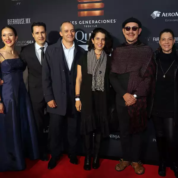 Aline Molina, Israel Marqueda, Manuel Sarmiento , Ezequiel Hernández , Citlali Gómez Lepe y Fernanda Suárez 