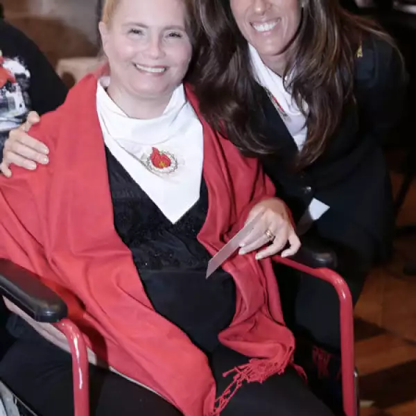 Victoria de Orvañanos y Alejandra Couttolenc