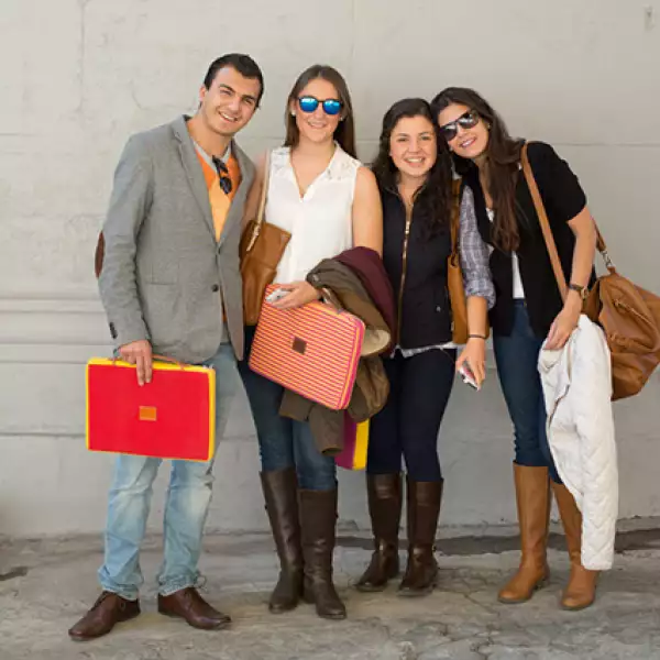 Enrique Quintanilla, Daniela Quintanilla, Laura Quintanilla, Natalia Anay