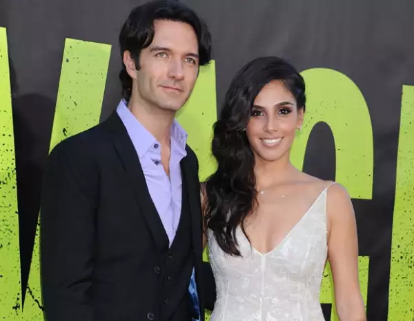 El nominado al Oscar y la actriz se encontraron durante la alfombra roja de la premiere de la cinta "Savages" en Los Ángeles, California, sin embargo éste no fue motivo para saludarse.