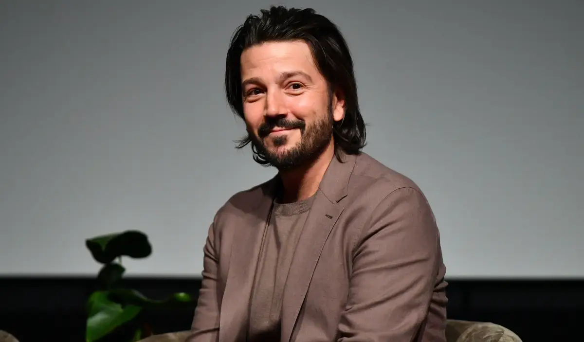 La ausencia de Diego Luna en las nominaciones a los Emmy causa indignación