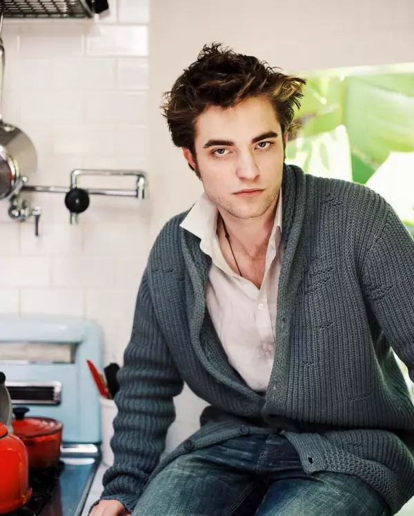 Robert Pattinson