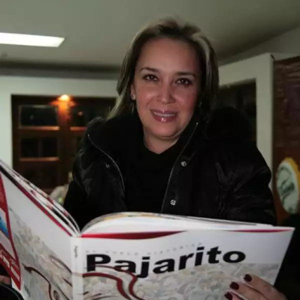 presentacion libro Pajarito