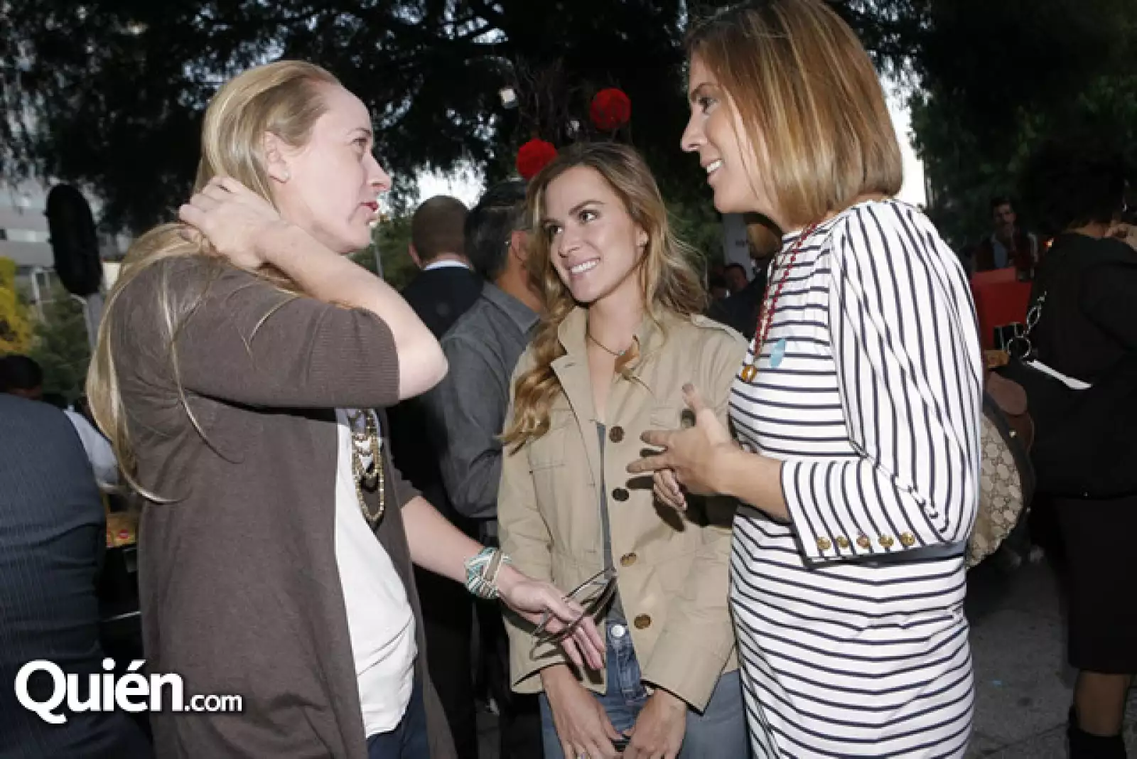 Melanie Pérez del Toro,Valerie Abe Camil,Cecilia Abe Camil