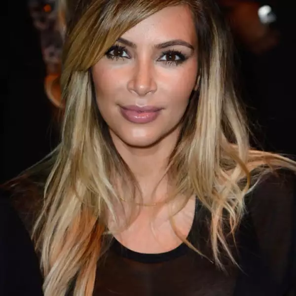 Kim Kardashian estrenó recientemente este look que además es muy otoñal.