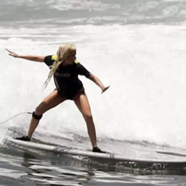 Lady Gaga Nayarit surf