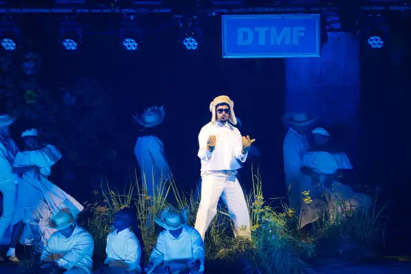 Bad Bunny concluye residencia de conciertos en Puerto Rico