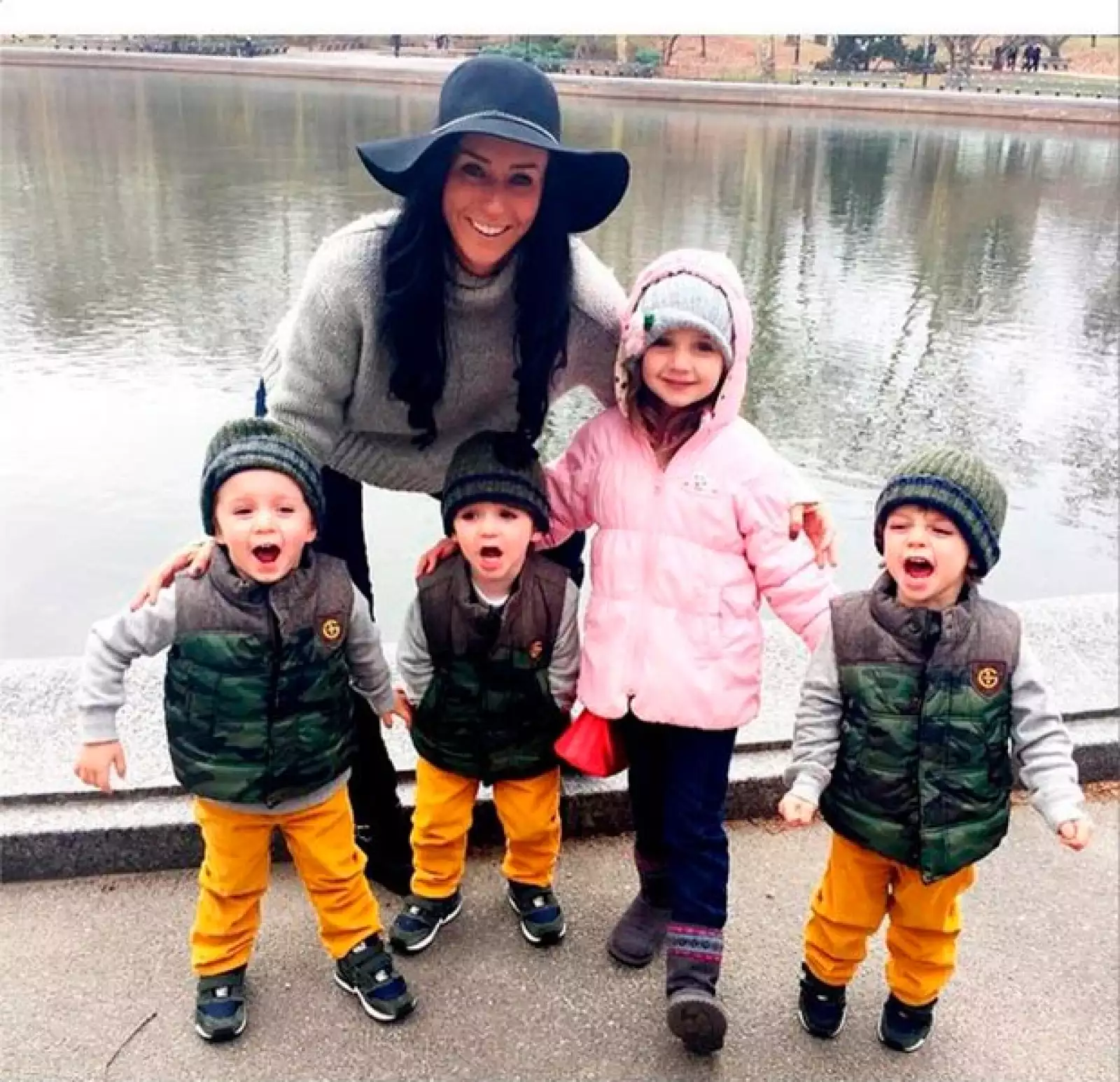 Inés Gómez Mont ha aprovechado las vacaciones de sus pequeños para disfrutarlos al máximo.