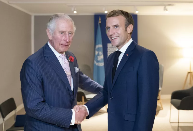Rey Carlos III y Emmanuel Macron