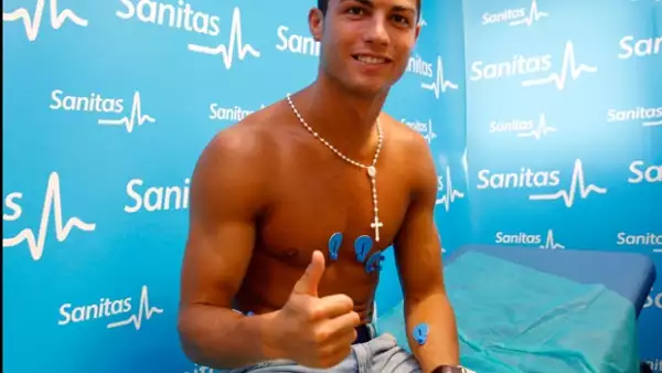 Según medios ingleses, el jugador mexicano es pretendido por el Real Madrid e incluso estarían dispuestos a pagar por él 34 millones de euros.