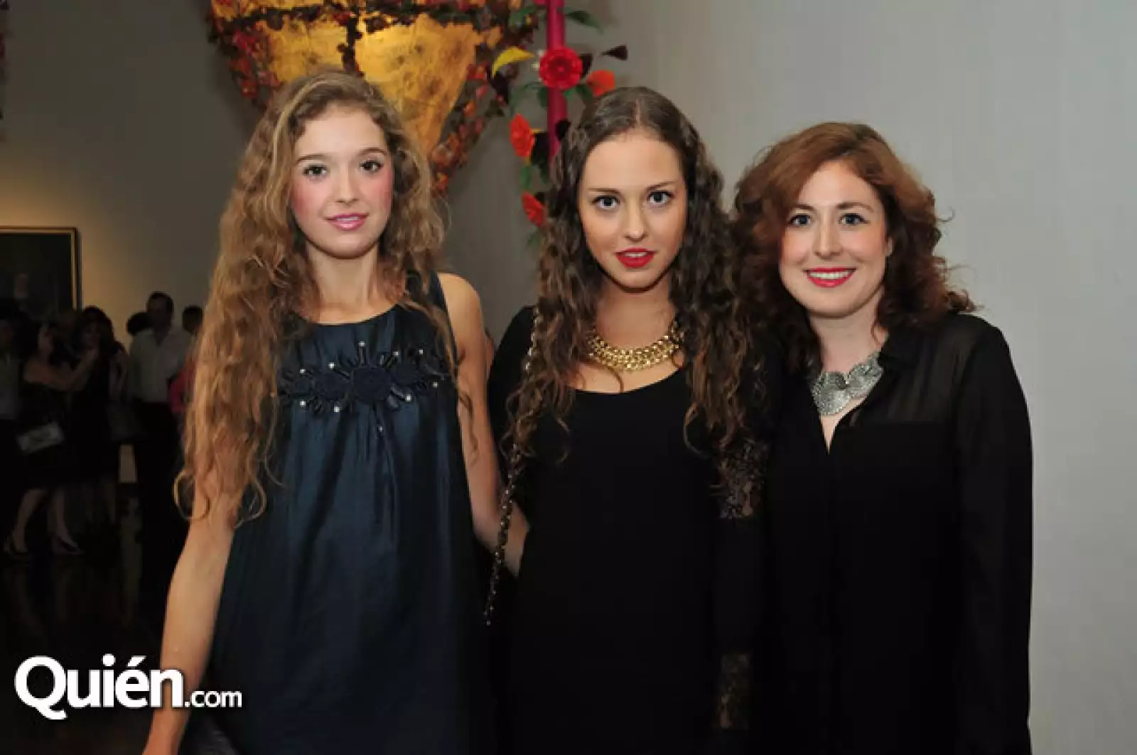Paulina Romero, Alejandra Ontiveros y Noemi Ontiveros