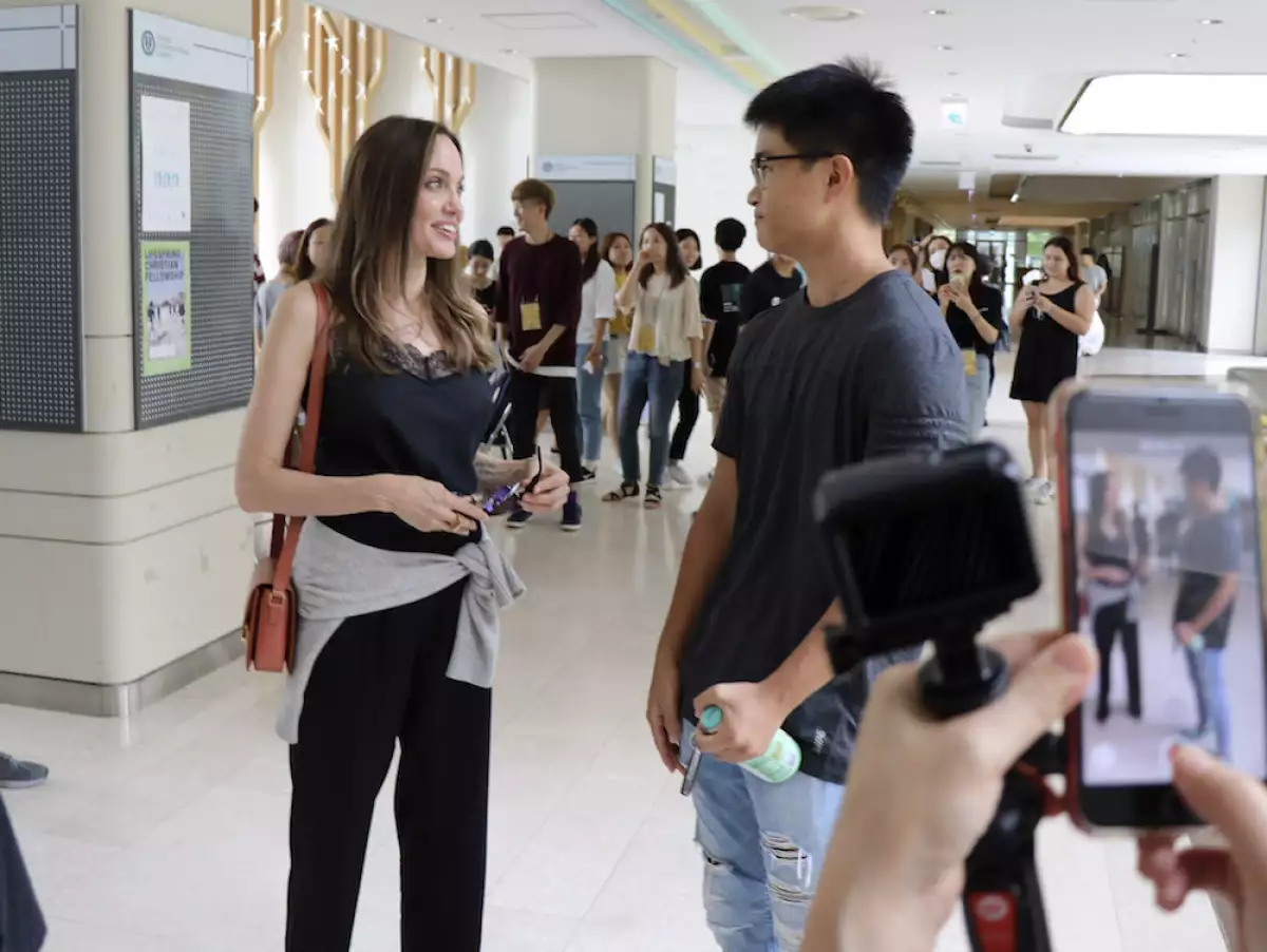 Angelina Jolie, Maddox Jolie-Pitt