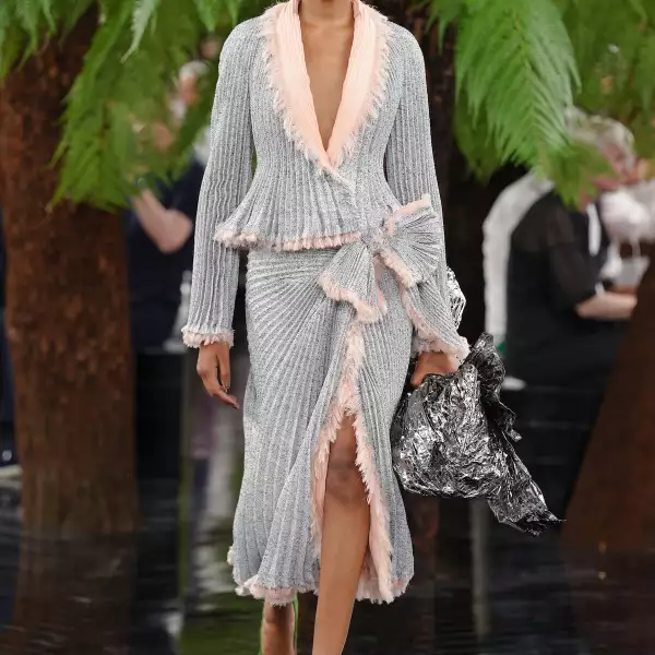 Christian Dior HC F26 013.jpg