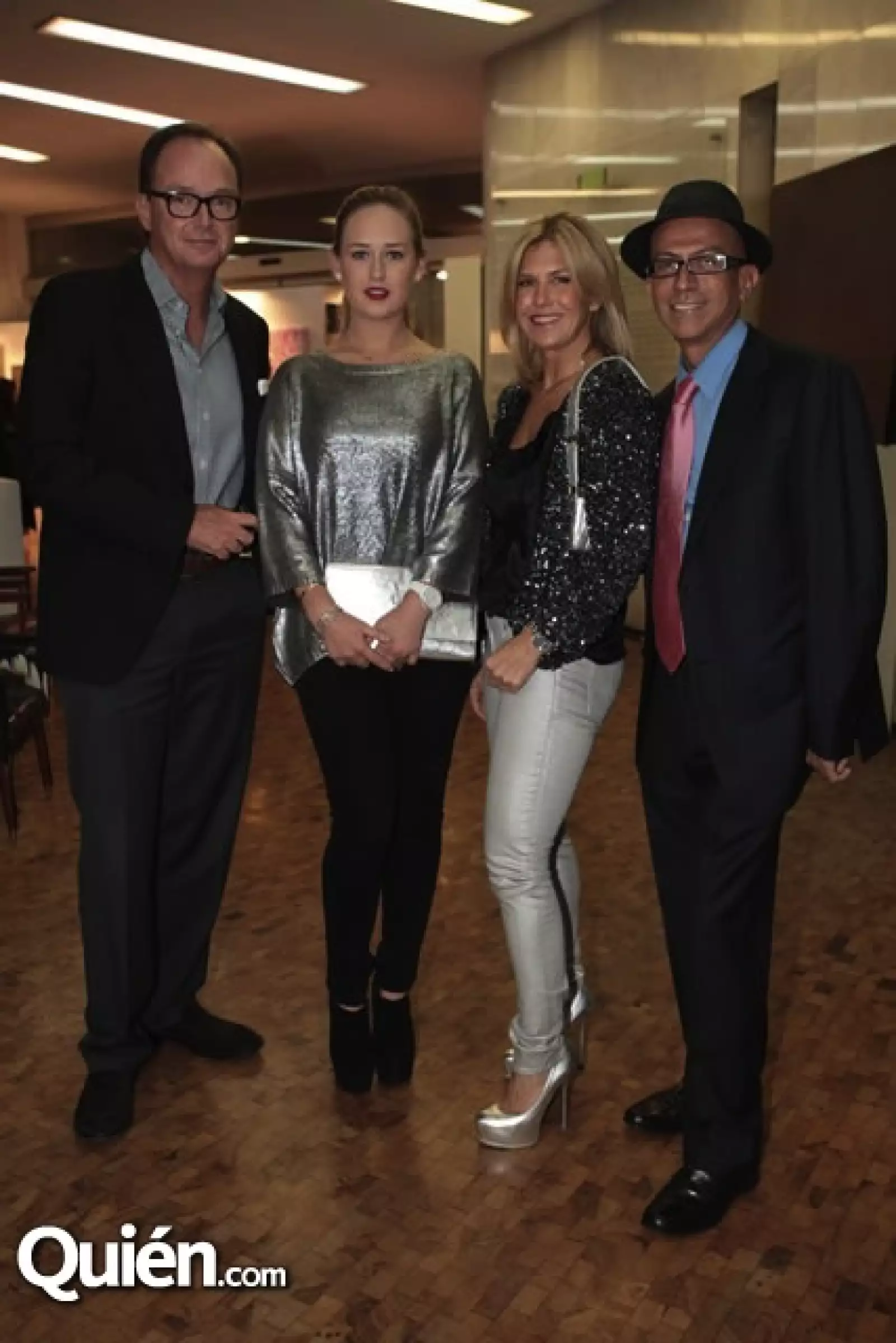 Pablo Creel, Carlota Creel, Lulú Creel, Óscar Román