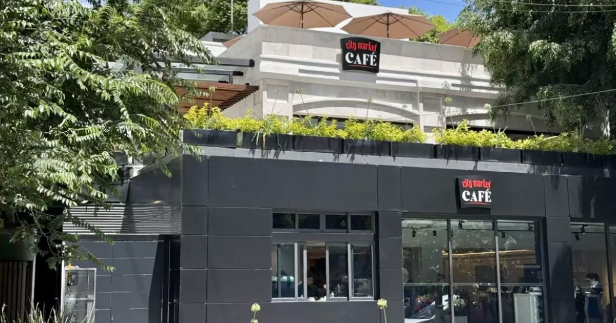 Yemek ilk restoranını ve Gourmet City Market Café'yi açıyor
