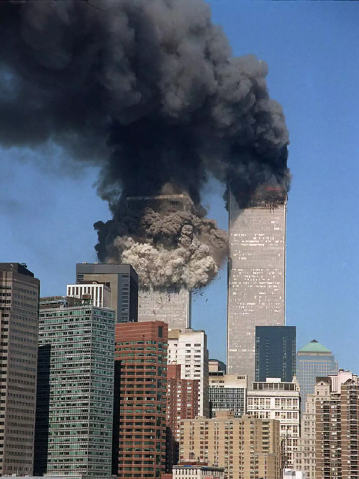 Han pasado 15 años desde la tragedia en Nueva York y por alguna rara razón, el video de ese día grabado por Caroline Dries está volviéndose viral en redes, después de verlo, entendemos por qué.