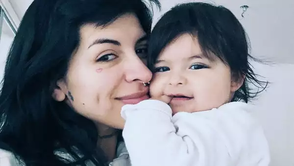 Cazzu recuerda cómo fue enterarse de que estaba embarazada de Inti