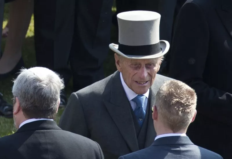 Sin duda la cereza en el pastel tras las celebraciones por el cumpleaños de la reina Isabel será la salida del hospital del Duque de Edimburgo.