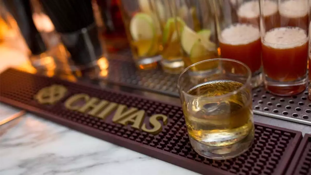 El Old Fashioned cautiva por su delicadeza y sabor distinguido e intenso.