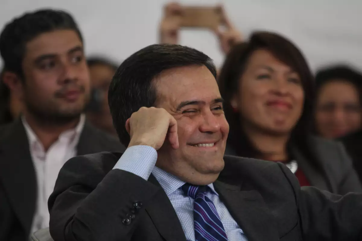 Apertura