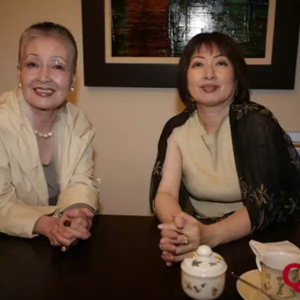 Kazu Kumoto, Mani Hiroishi